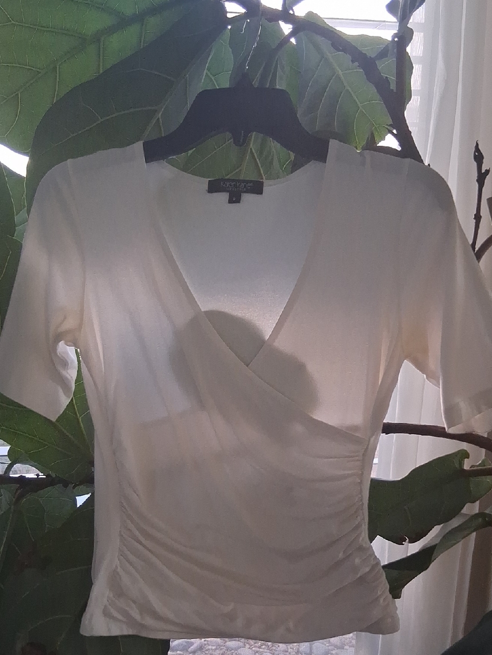 Karen Kane White Scoop Neck Top